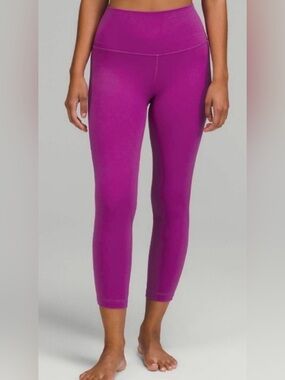 Like New - Lululemon Magenta Active Workout Leggings (size 8)